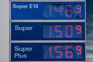 スーパーの価格比較アプリを使ってお得に買い物する方法は？