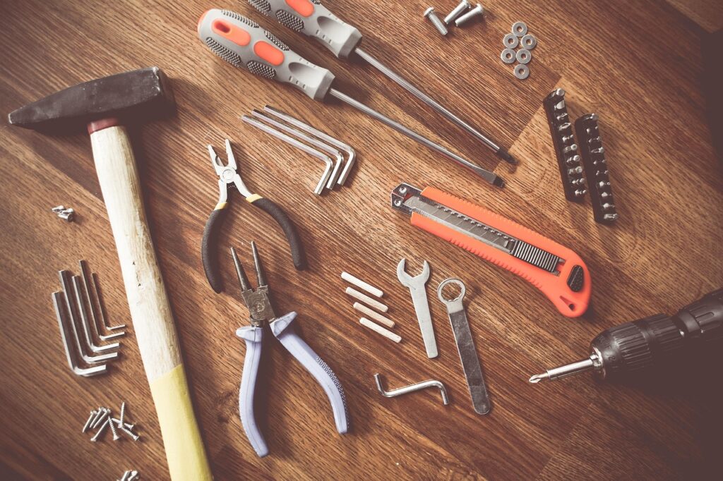 チラシ作成に最適なツールはどれですか？