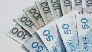 100均の節約グッズを活用する方法は？
