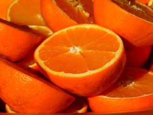 生活費を半分に減らす方法とは？